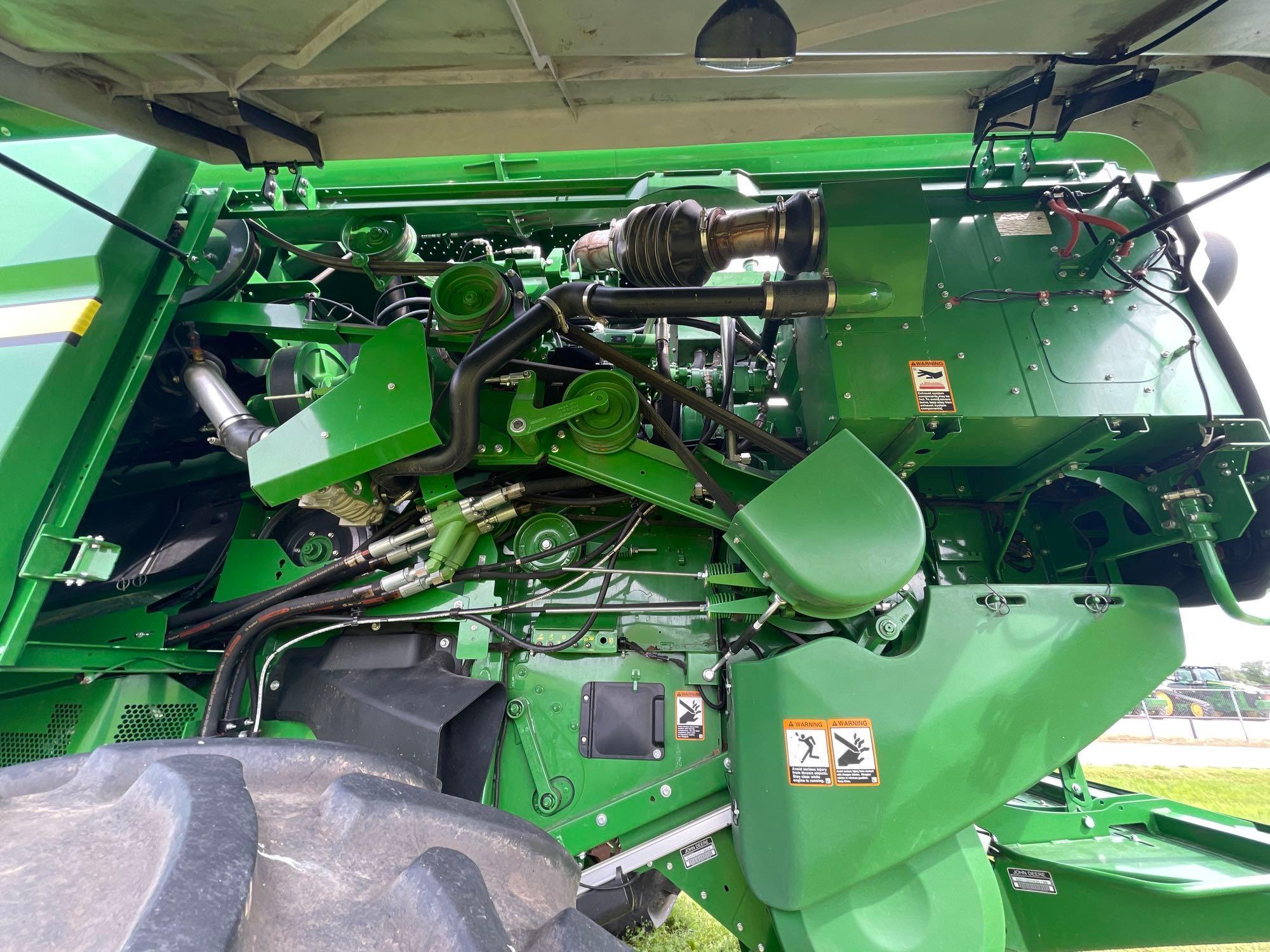 S760 JOHN DEERE COMBINE