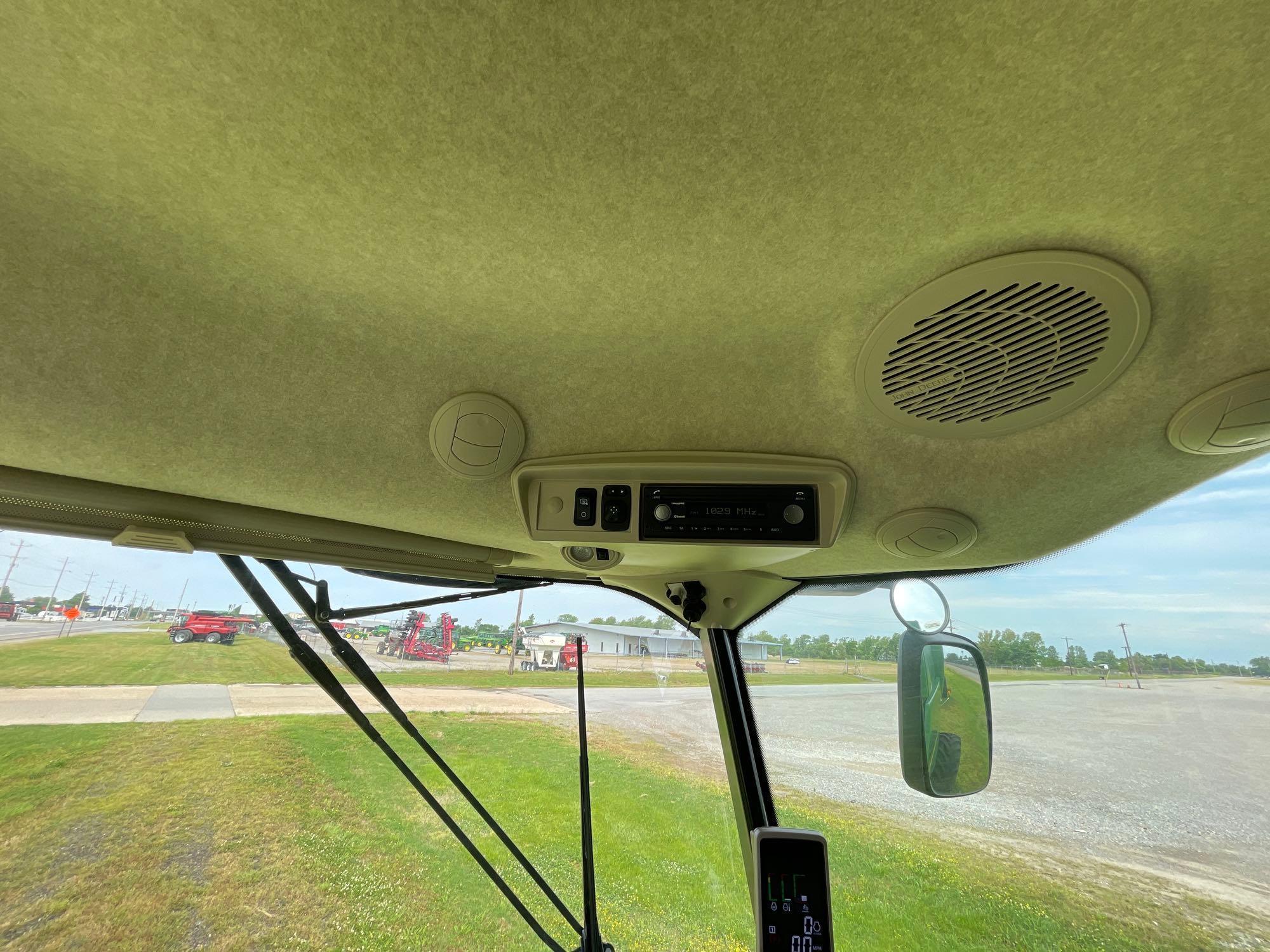 S760 JOHN DEERE COMBINE