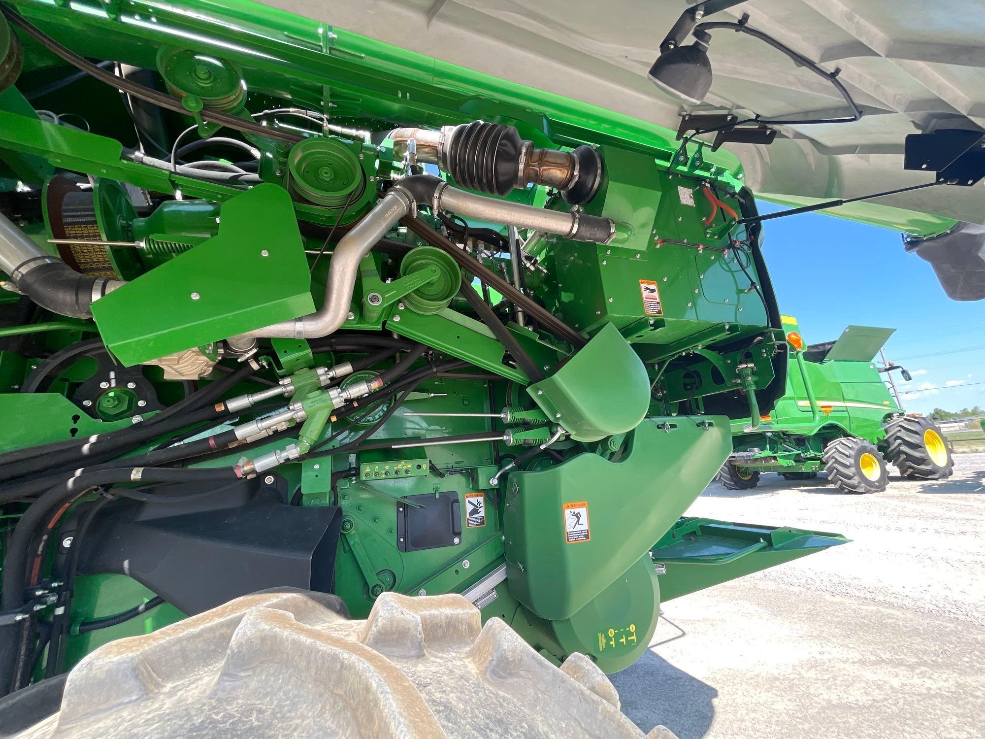 S770 JOHN DEERE COMBINE