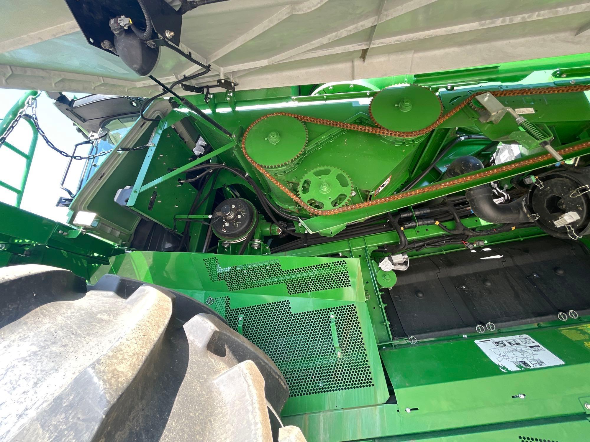 S770 JOHN DEERE COMBINE