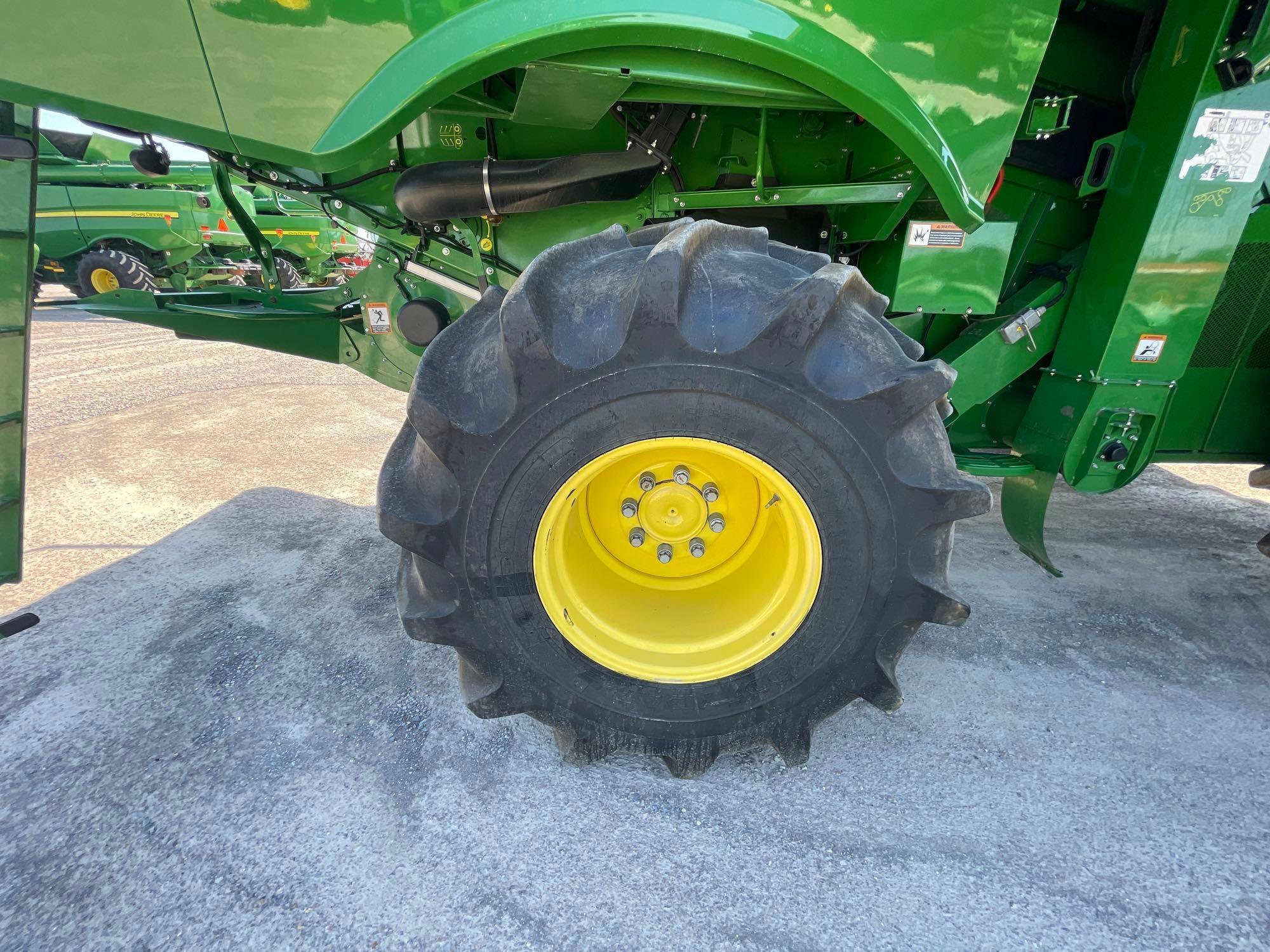 S770 JOHN DEERE COMBINE