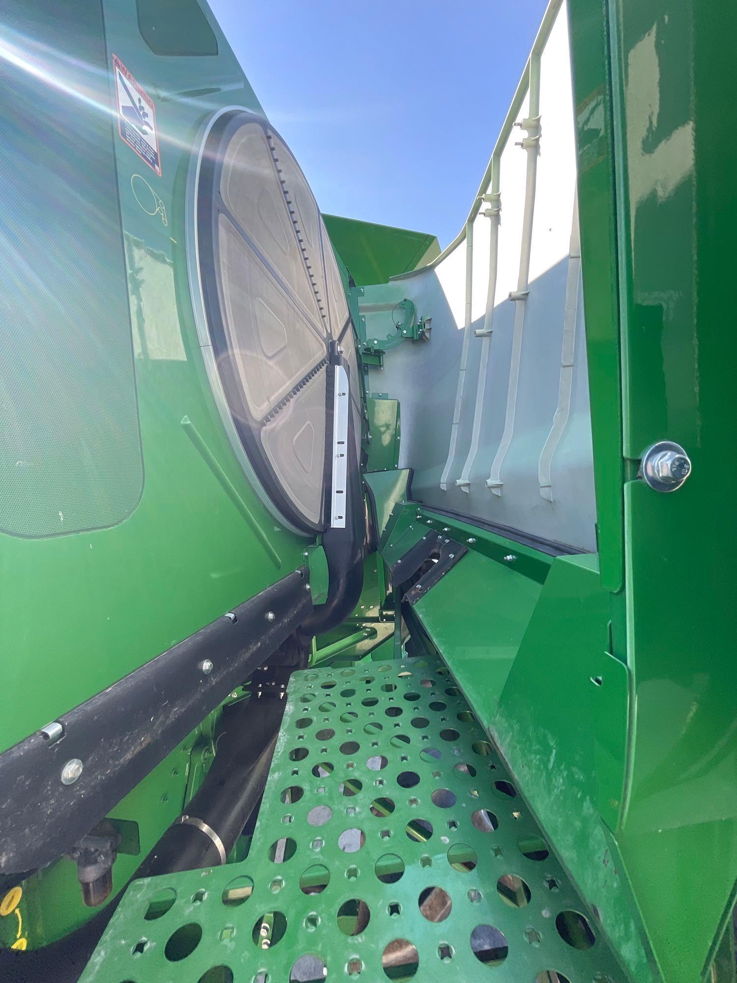 S770 JOHN DEERE COMBINE