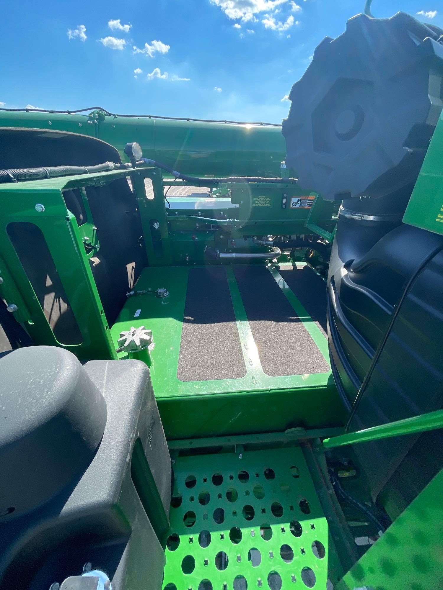 S770 JOHN DEERE COMBINE