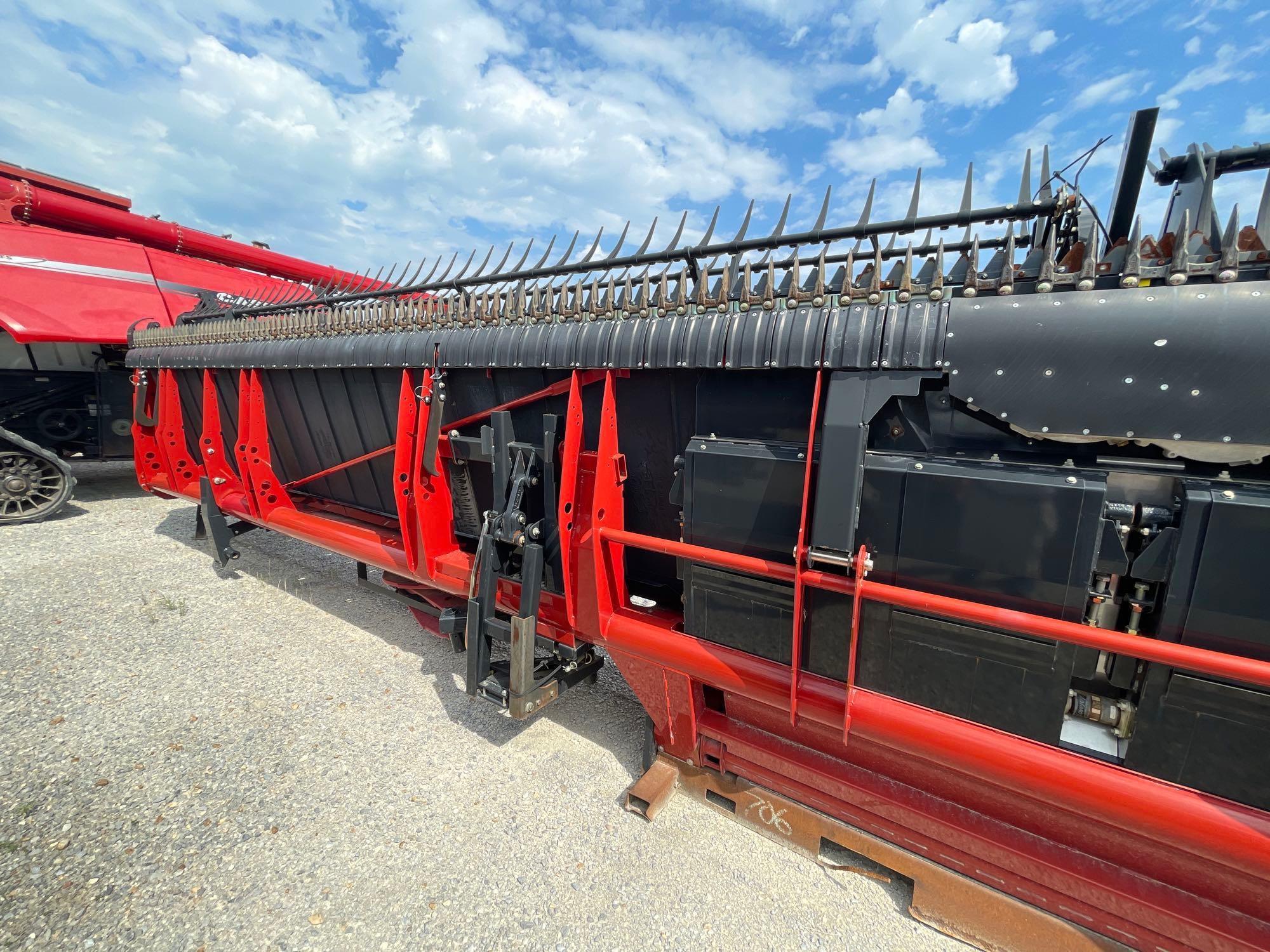 3152 CASE IH PLATFORM, 45 FEET