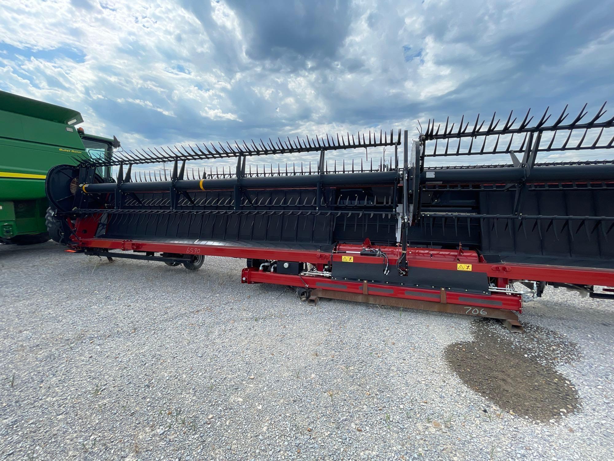 3152 CASE IH PLATFORM, 45 FEET