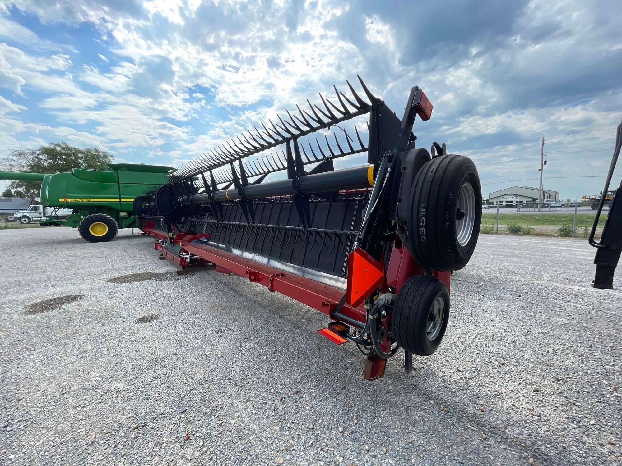 3152 CASE IH PLATFORM, 45 FEET