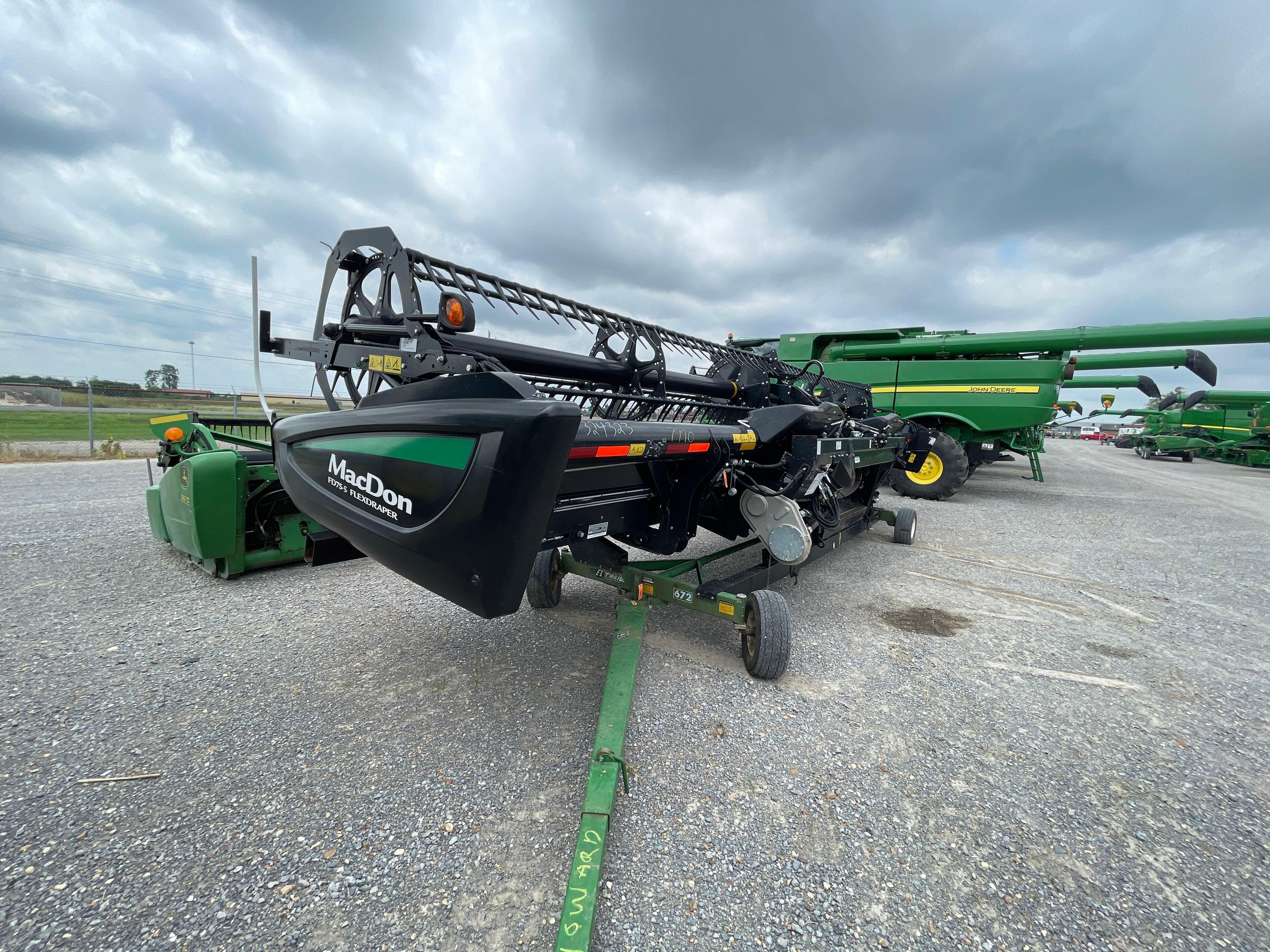 FD75 S MACDON FLEX DRAPER PLATFORM