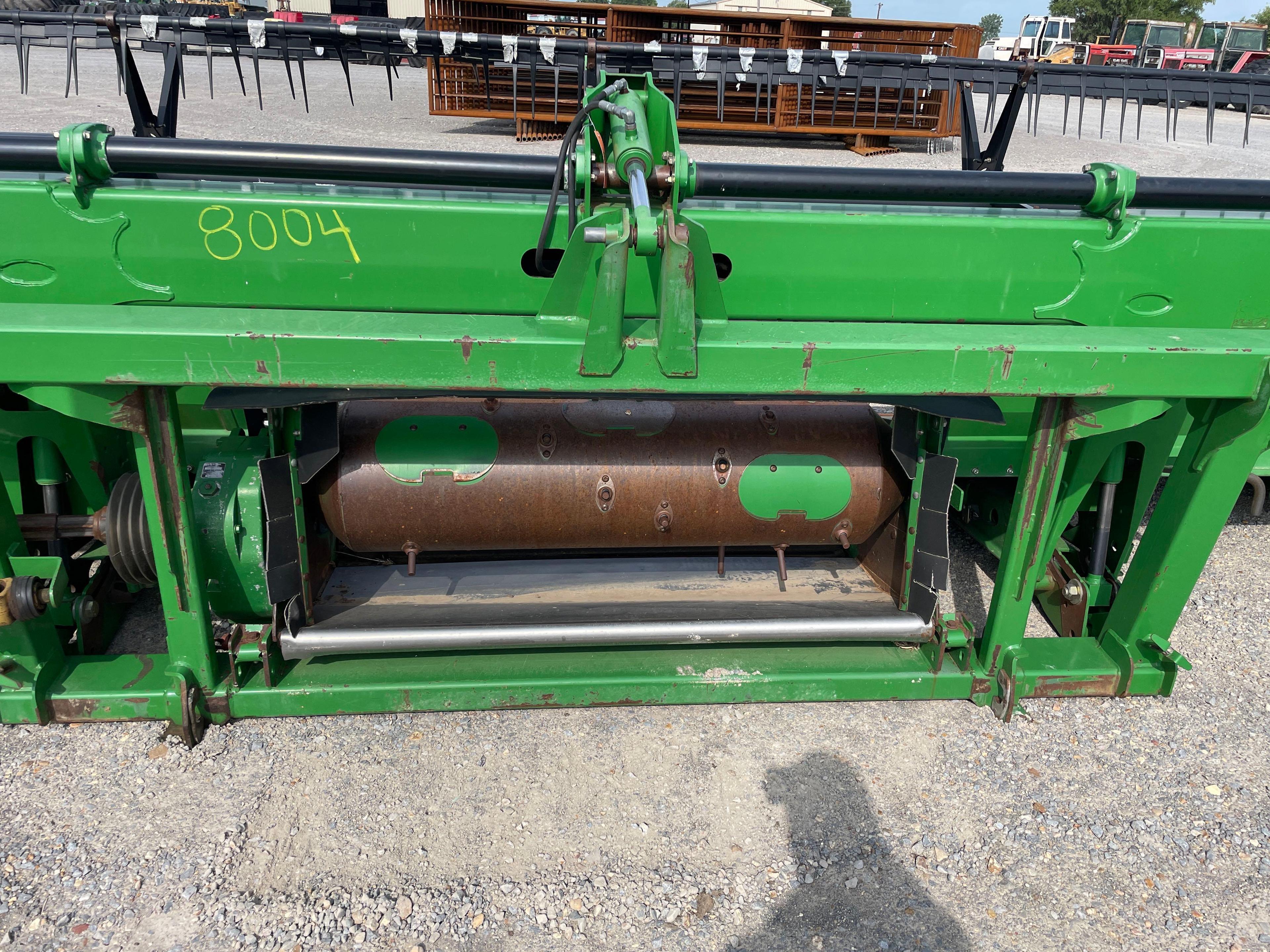 630D JOHN DEERE DRAPER PLATFORM