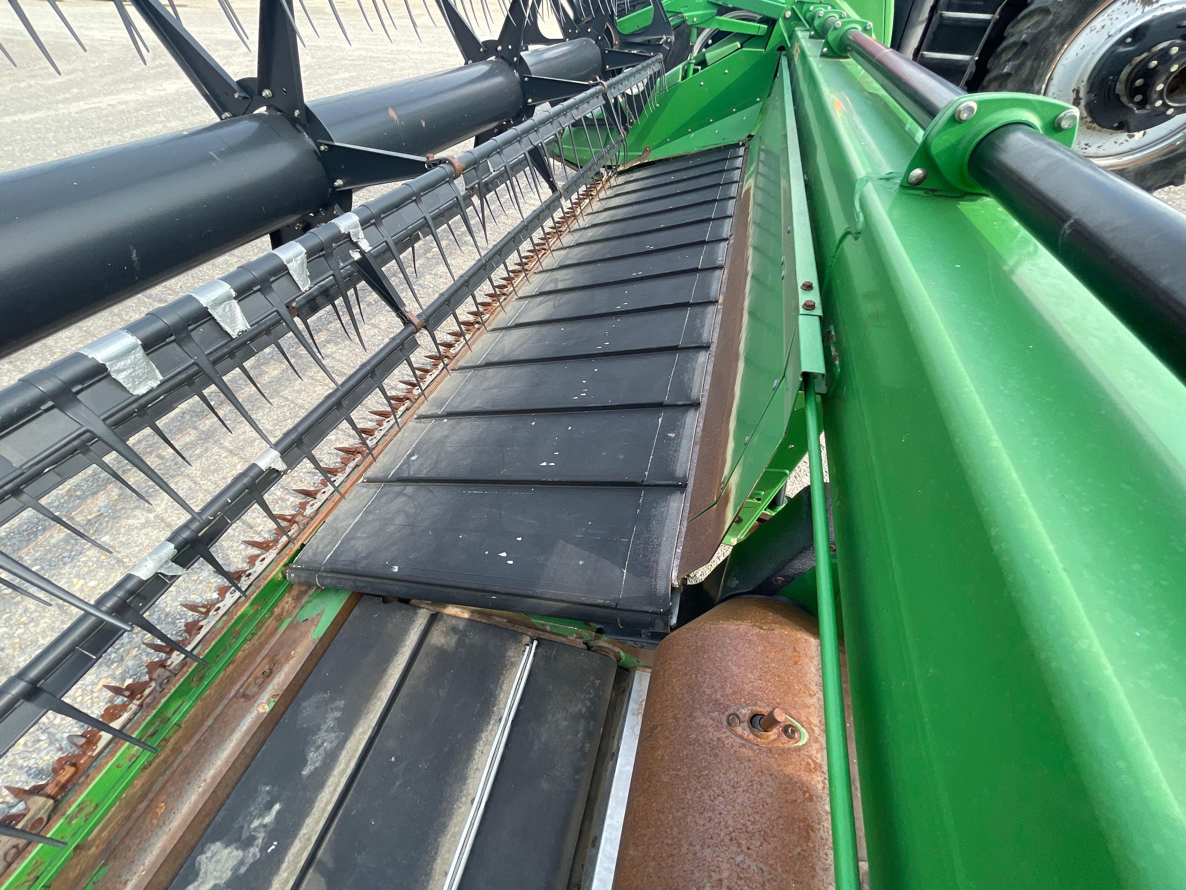 630D JOHN DEERE DRAPER PLATFORM