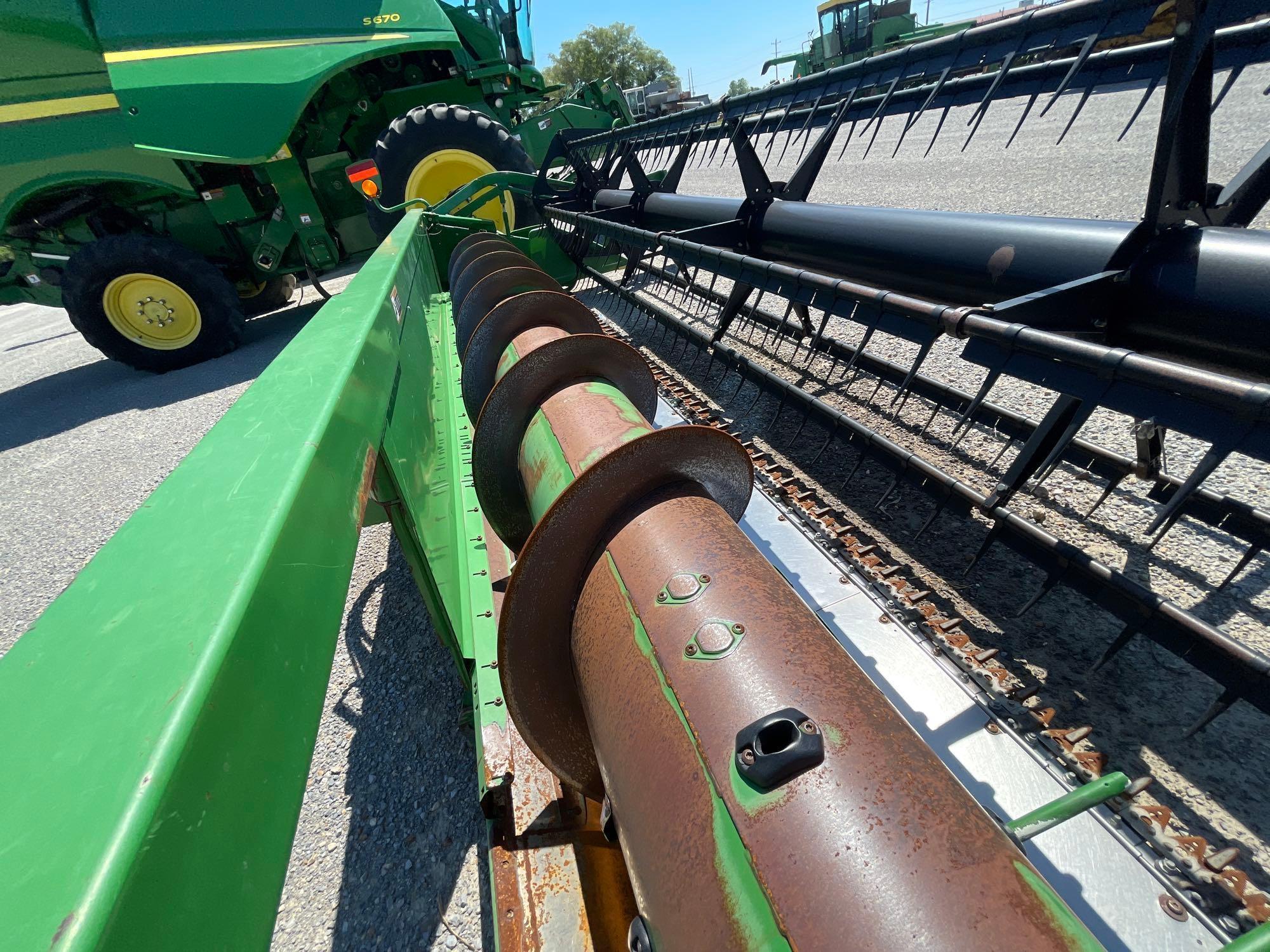 635F JOHN DEERE FLEX PLATFORM