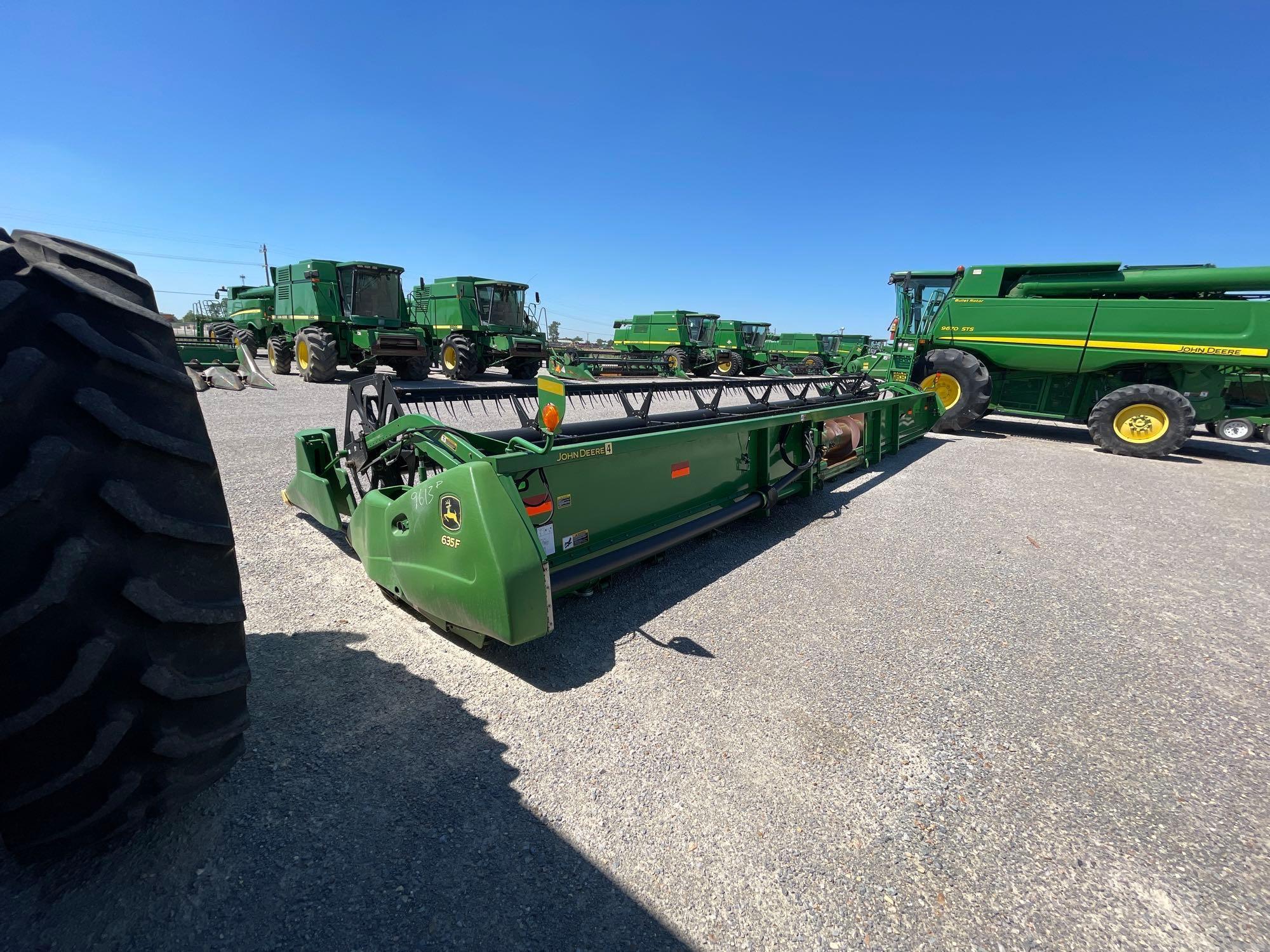 635F JOHN DEERE FLEX PLATFORM