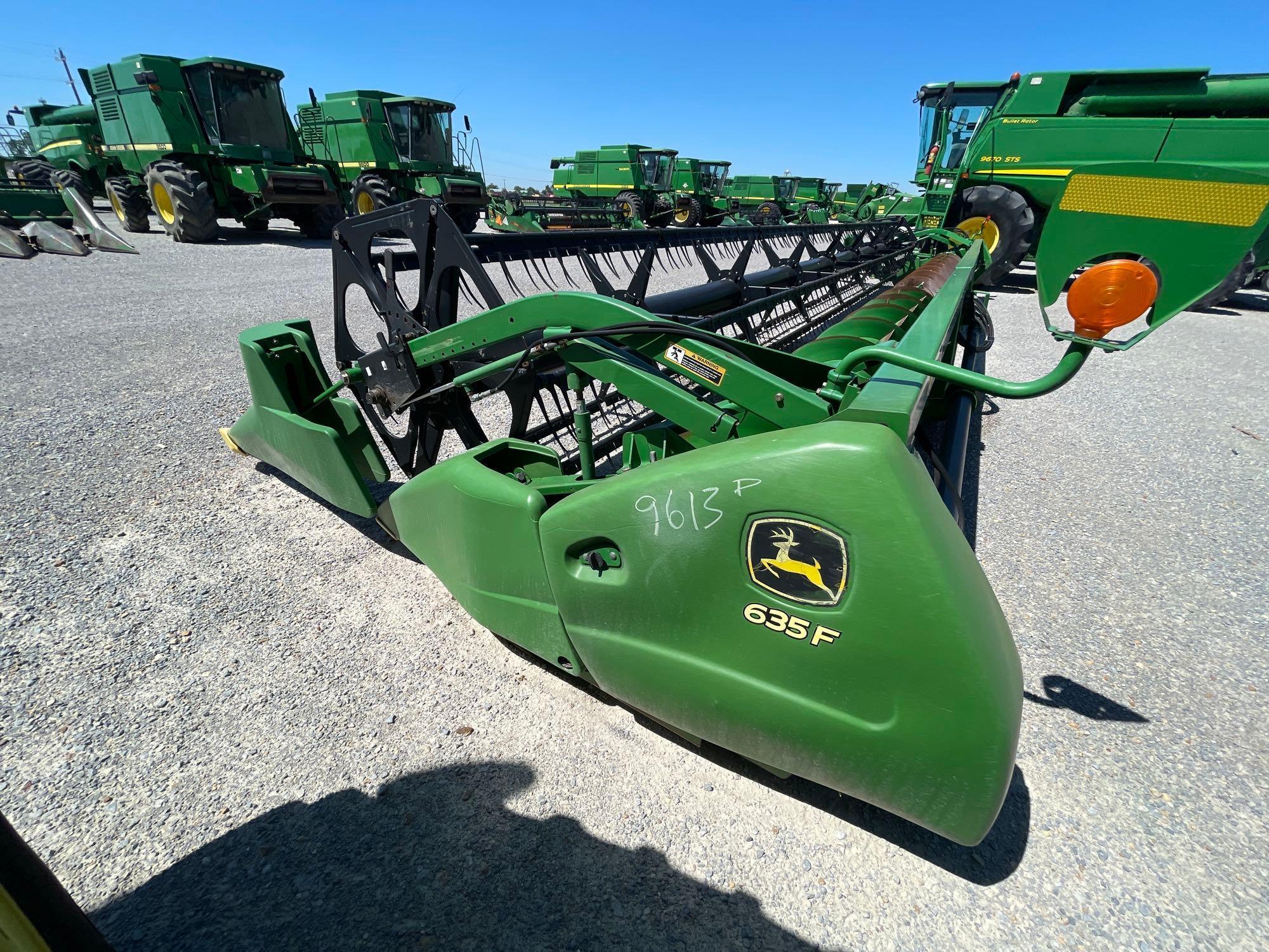 635F JOHN DEERE FLEX PLATFORM