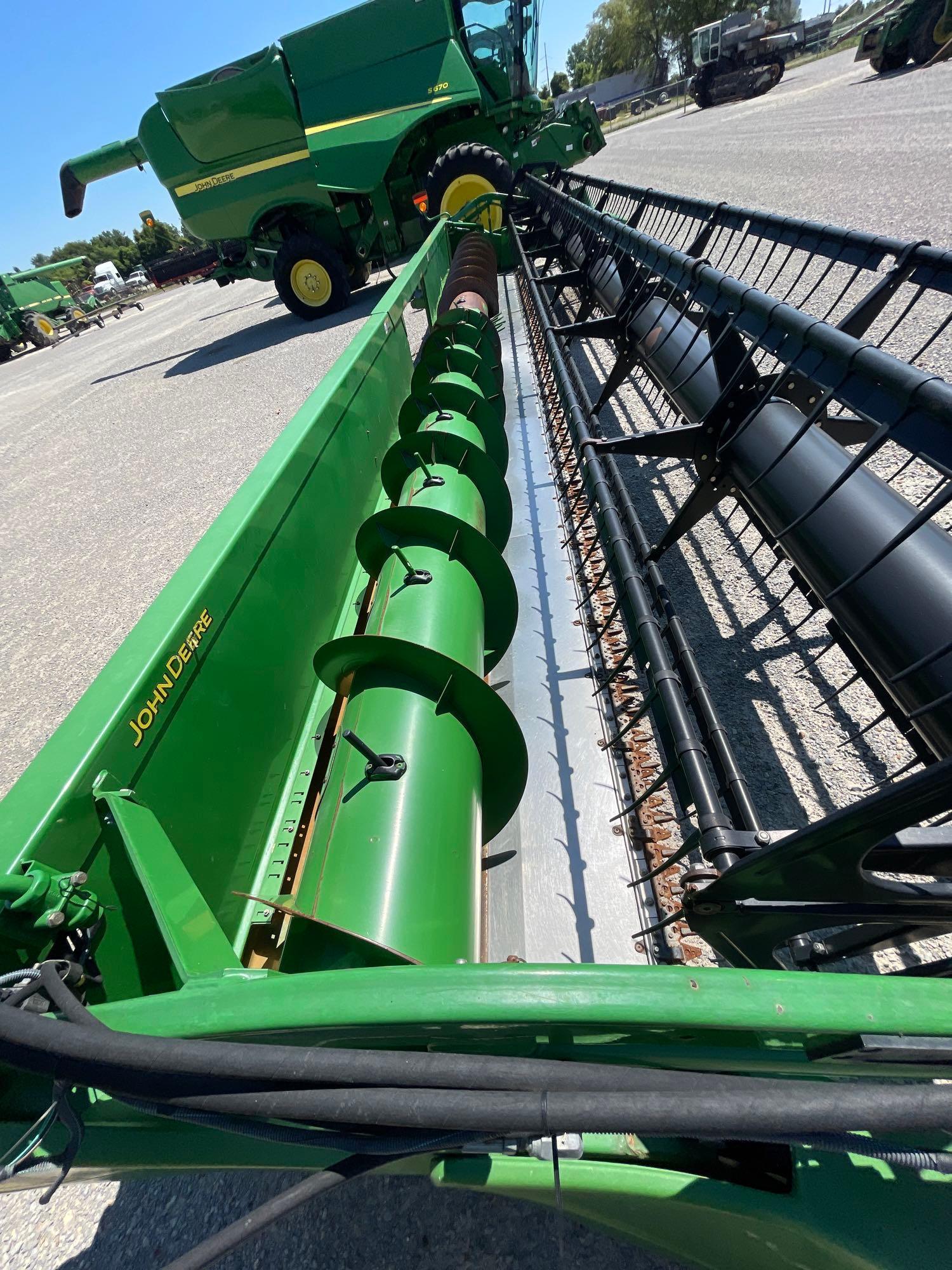 635F JOHN DEERE FLEX PLATFORM