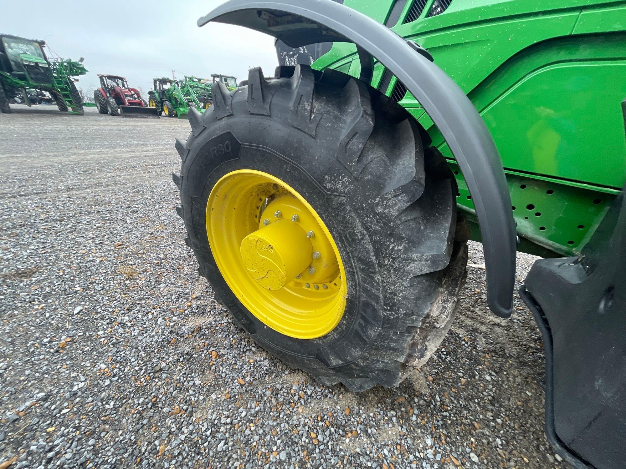 6155R JOHN DEERE TRACTOR, MFWD