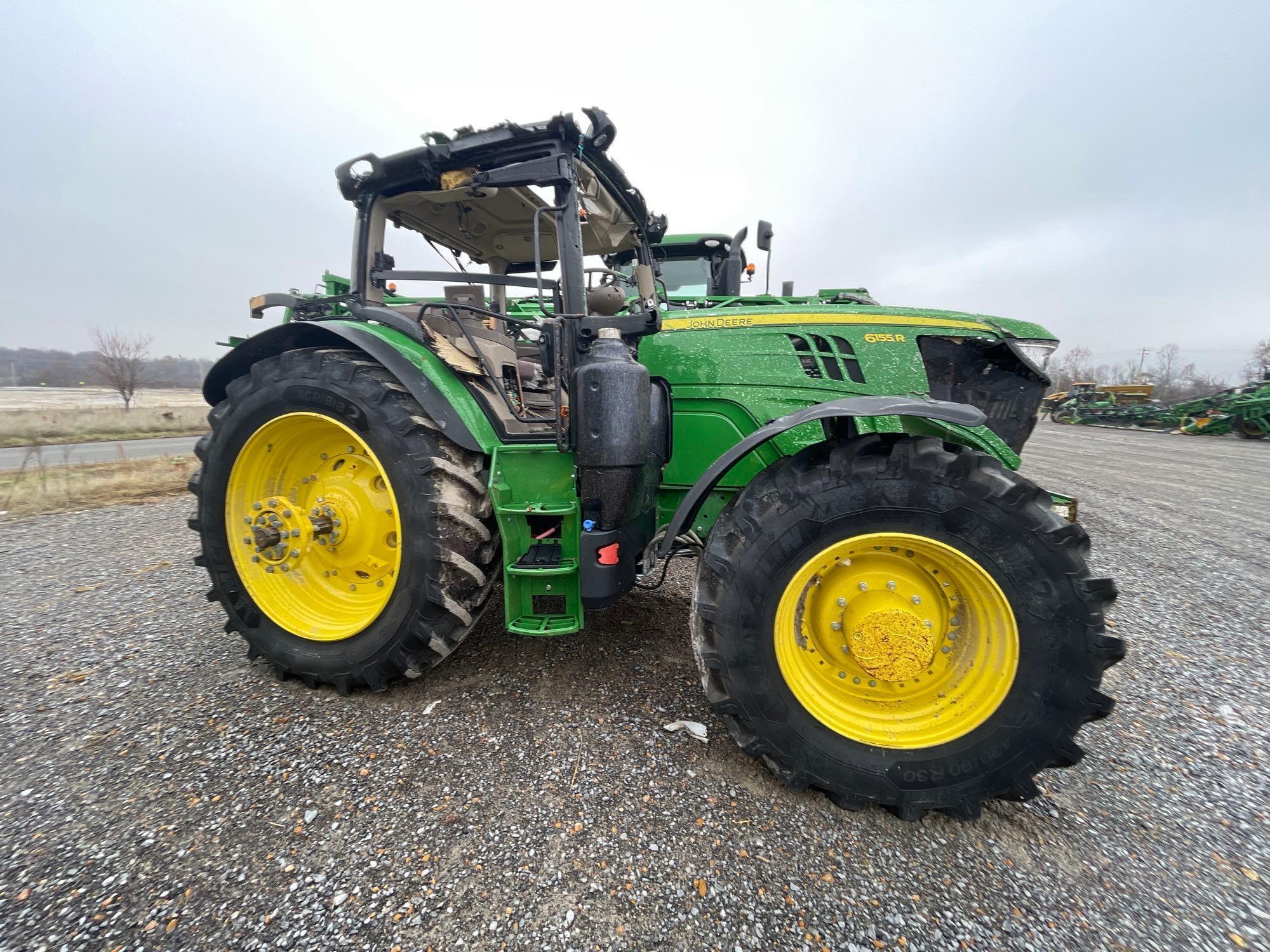 6155R JOHN DEERE TRACTOR, MFWD