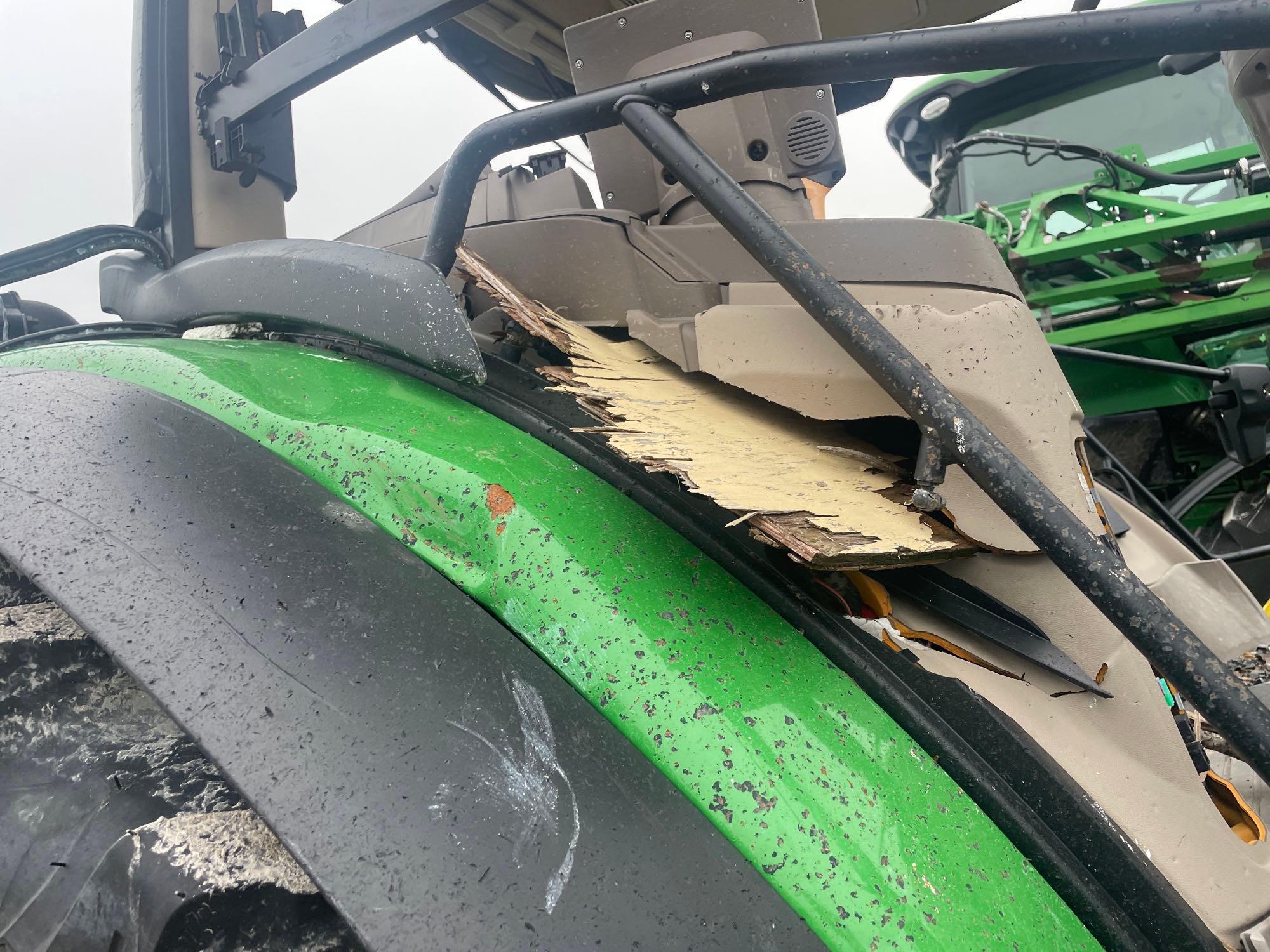6155R JOHN DEERE TRACTOR, MFWD