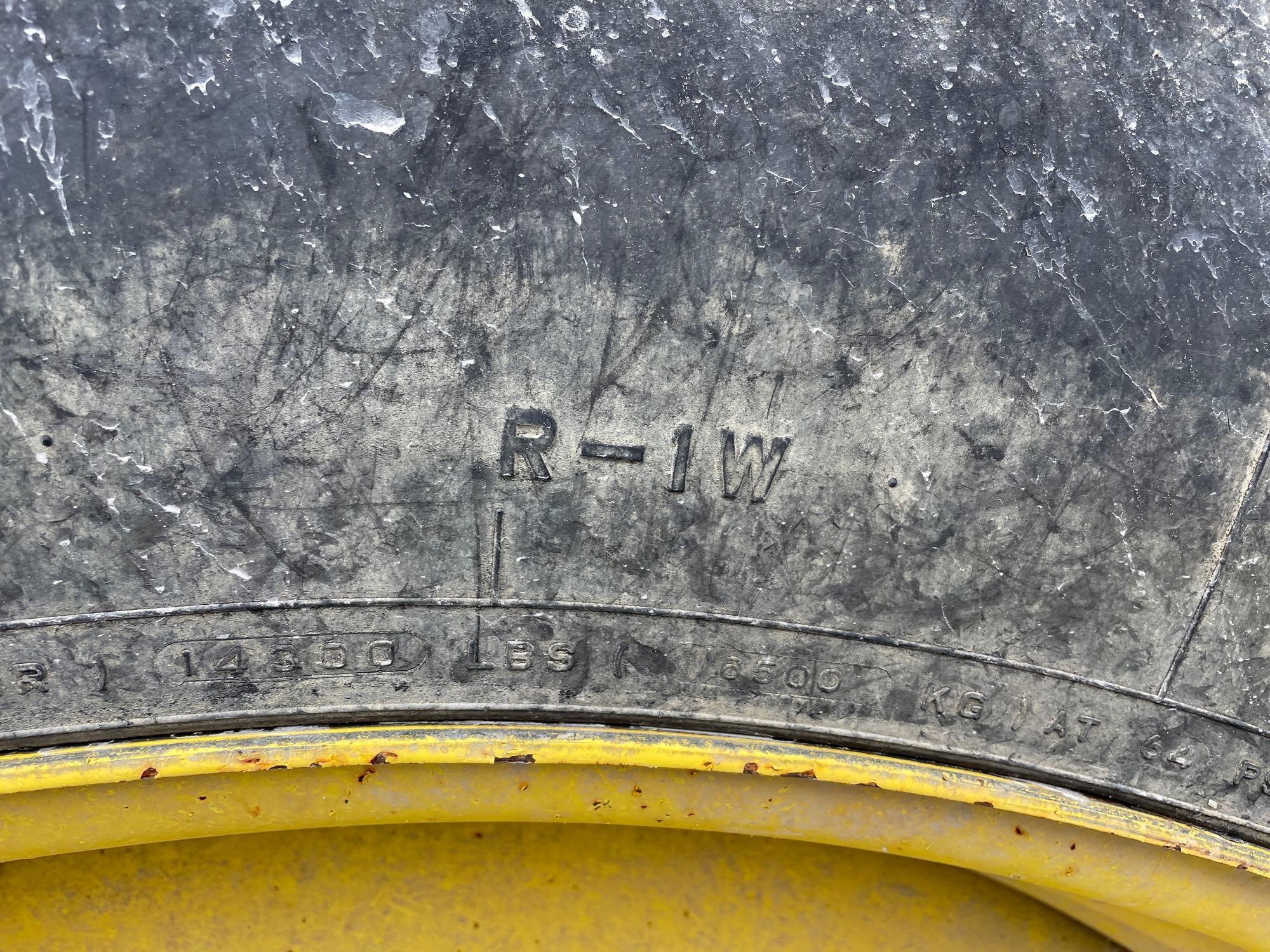 R4038 JOHN DEERE SPRAYER