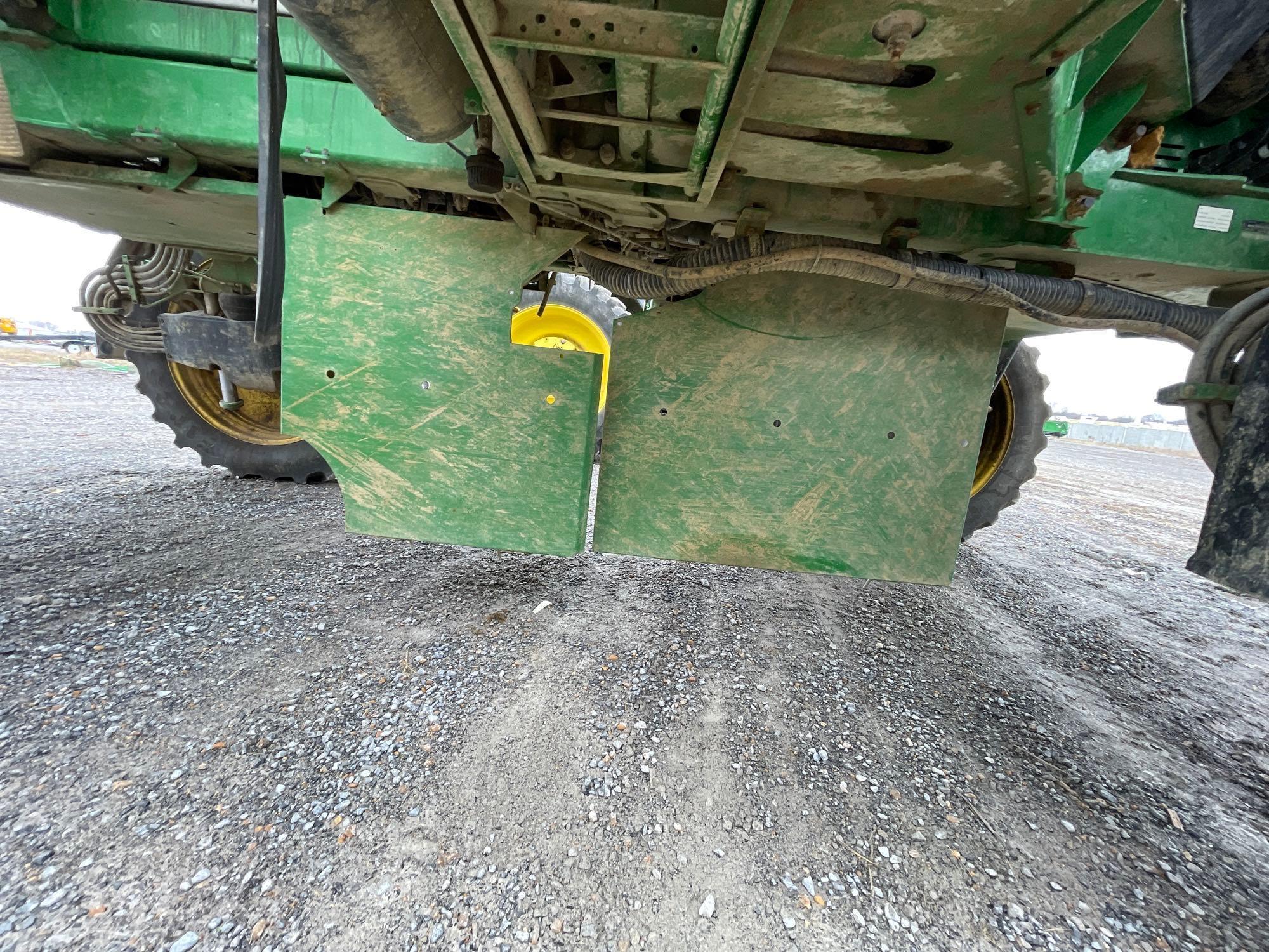 R4038 JOHN DEERE SPRAYER