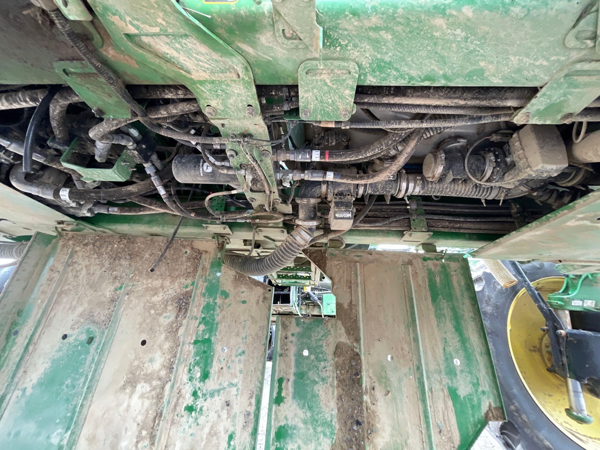 R4038 JOHN DEERE SPRAYER