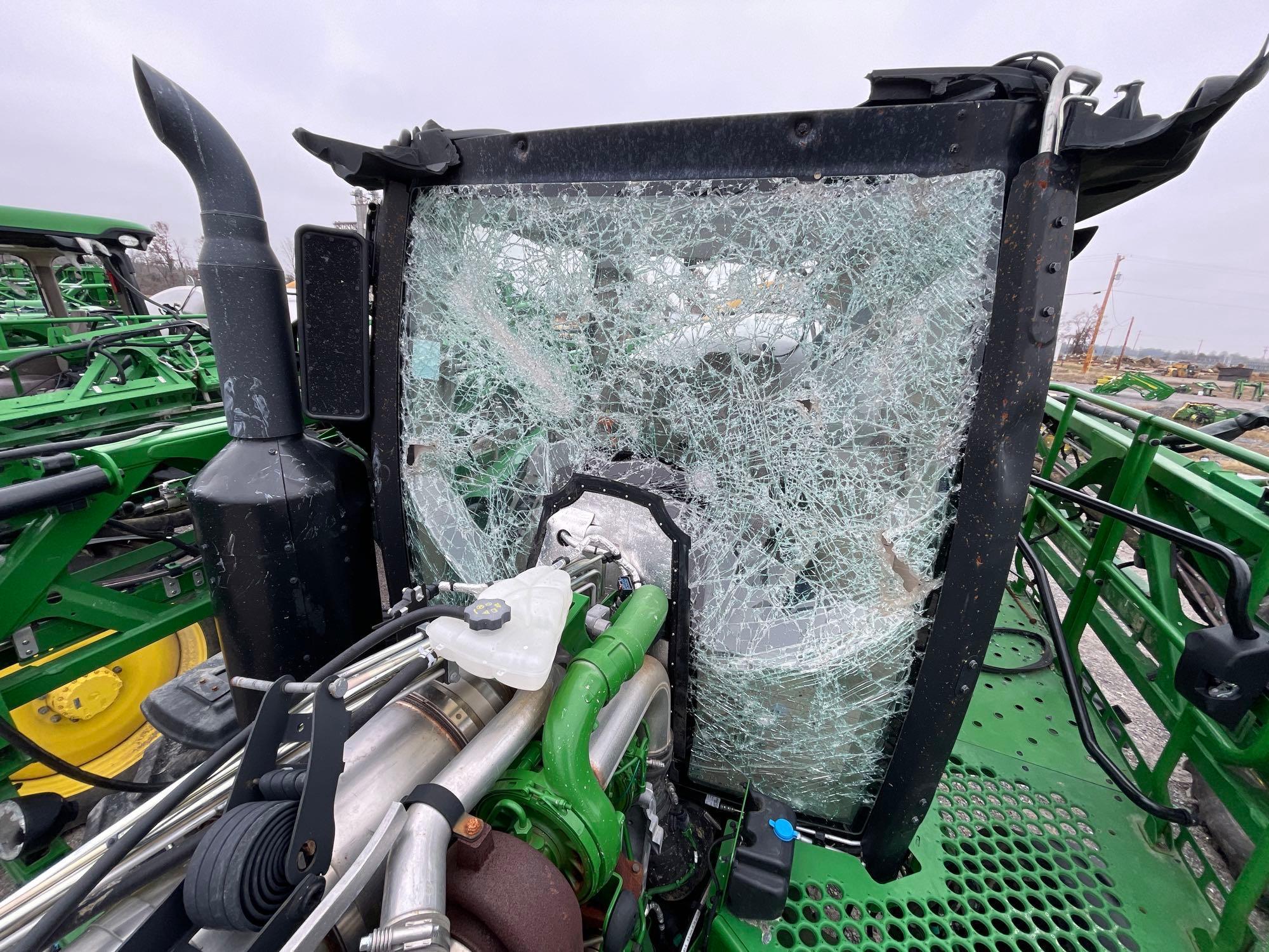 R4038 JOHN DEERE SPRAYER