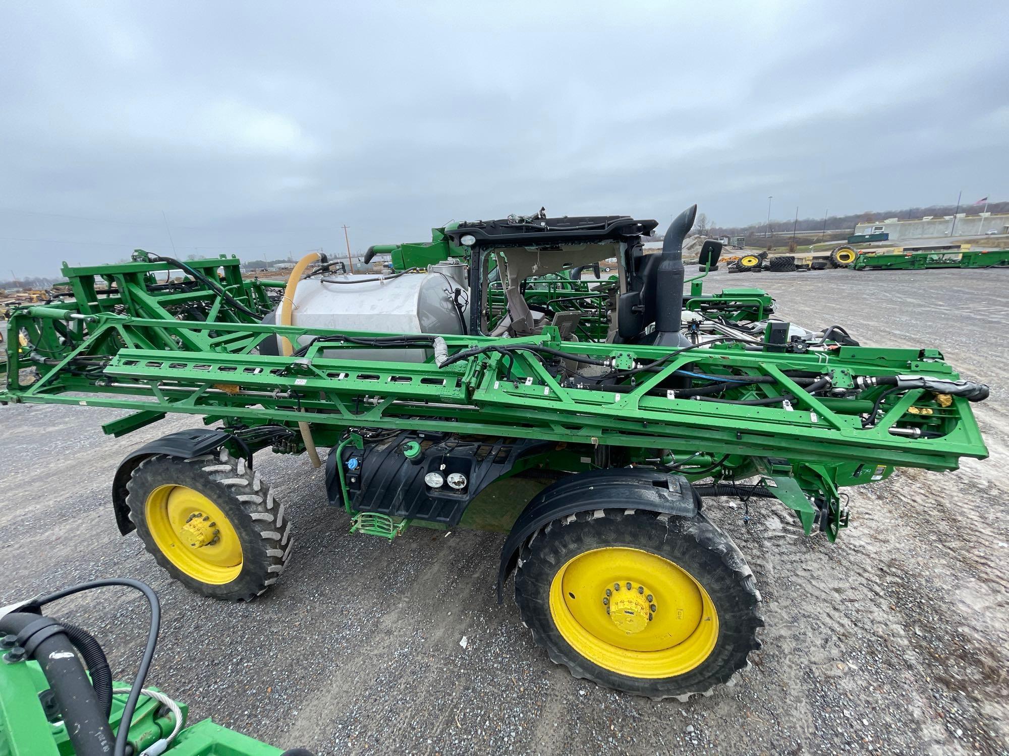 R4038 JOHN DEERE SPRAYER