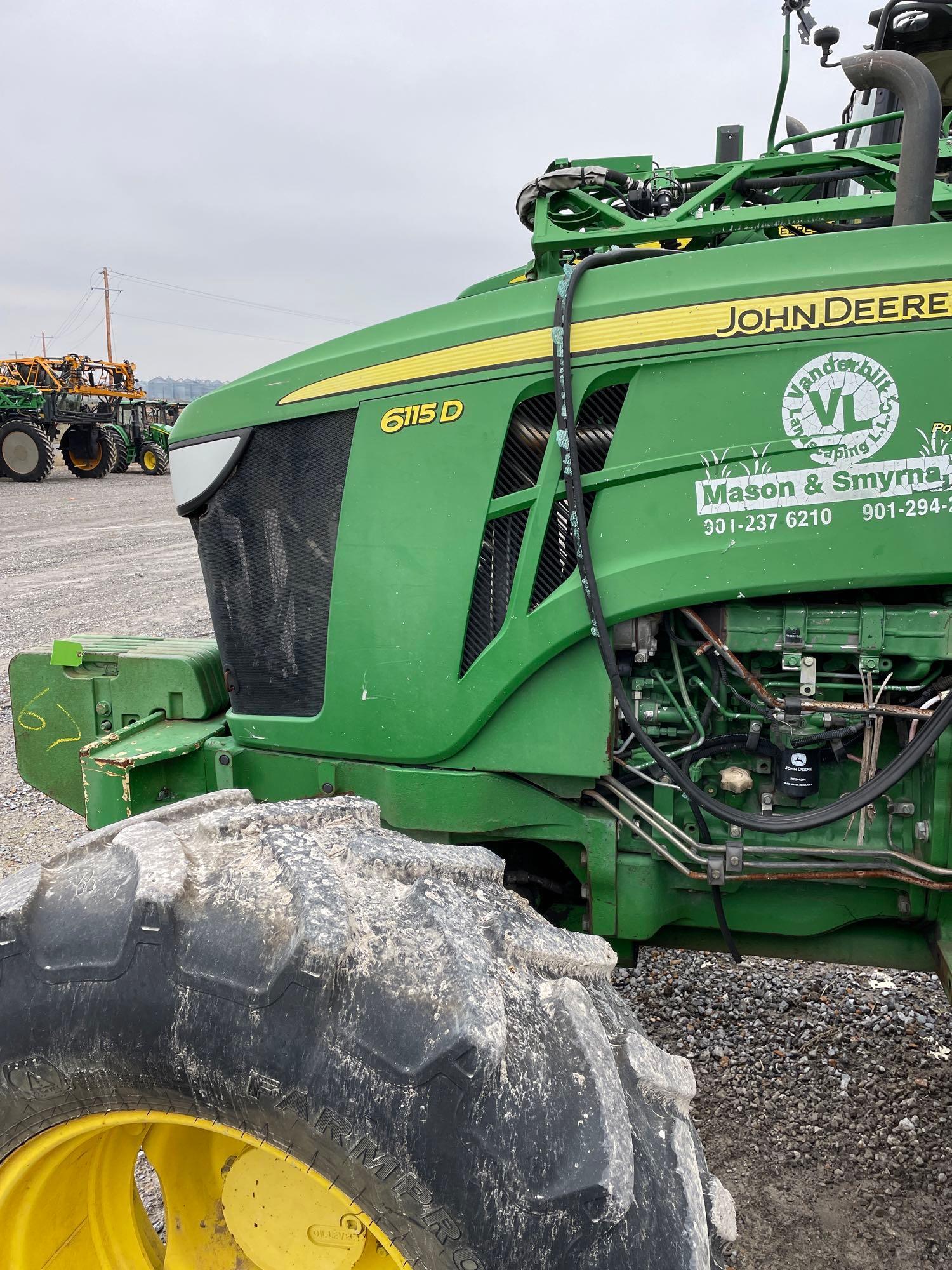 6115D JOHN DEERE TRACTOR, MFWD