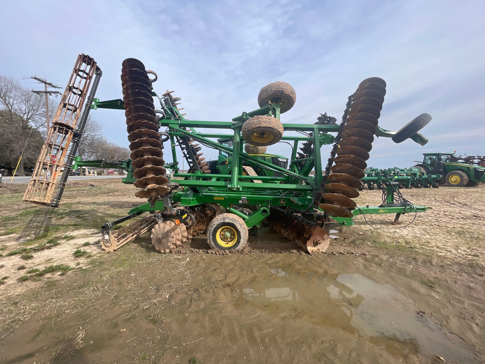 2633 VT JOHN DEERE DISK
