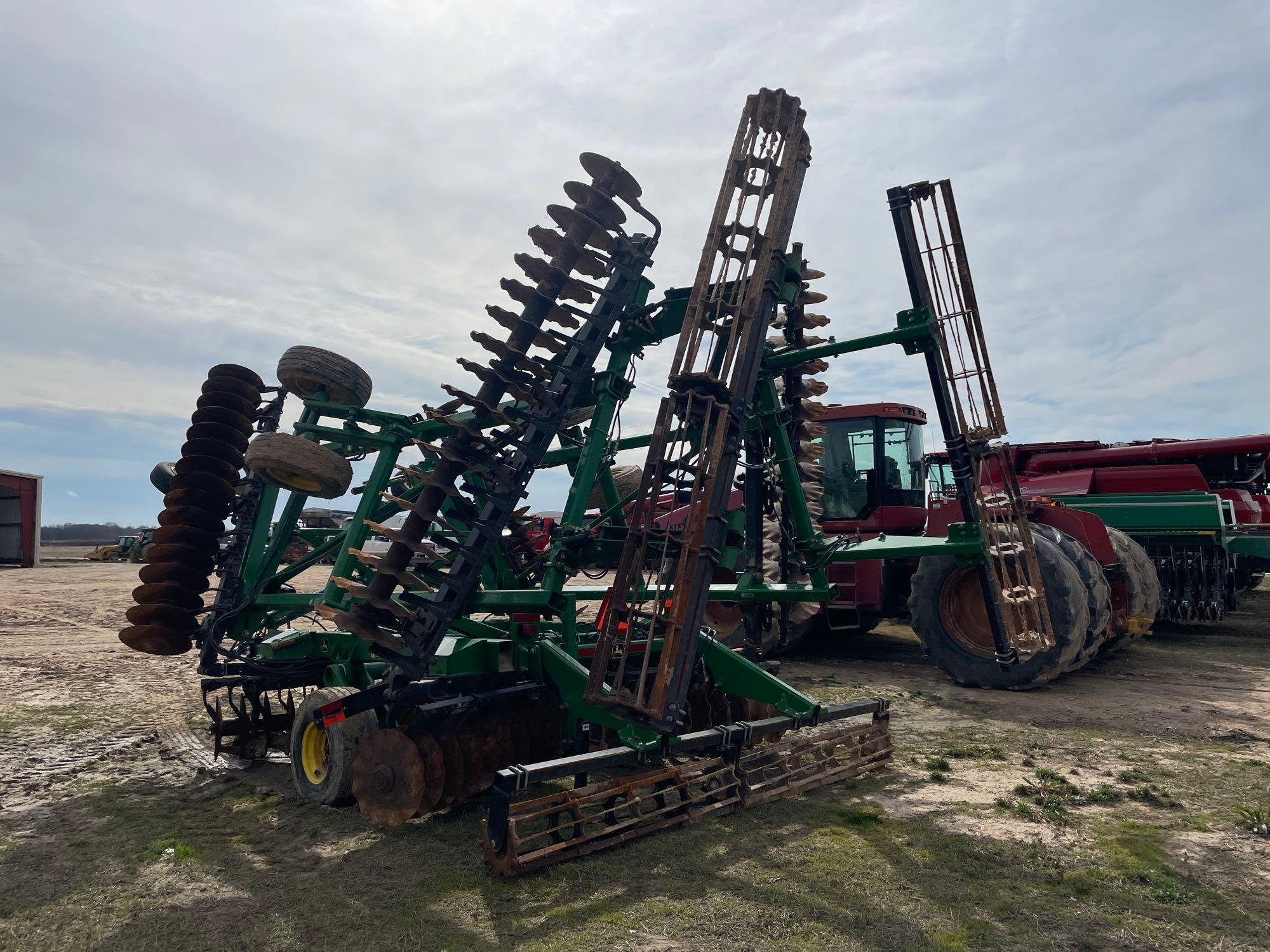2633 VT JOHN DEERE DISK