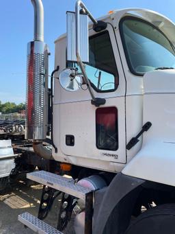 MACK DAY CAB SEMI