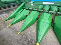 JOHN DEERE CORN HEAD