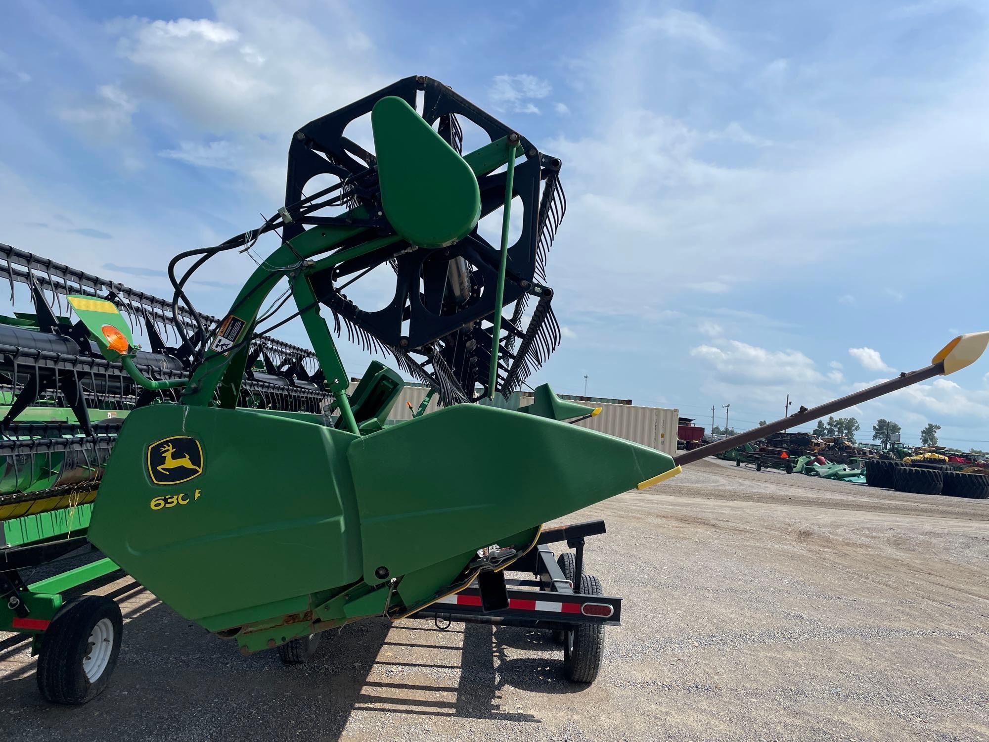 630F JOHN DEERE PLATFORM