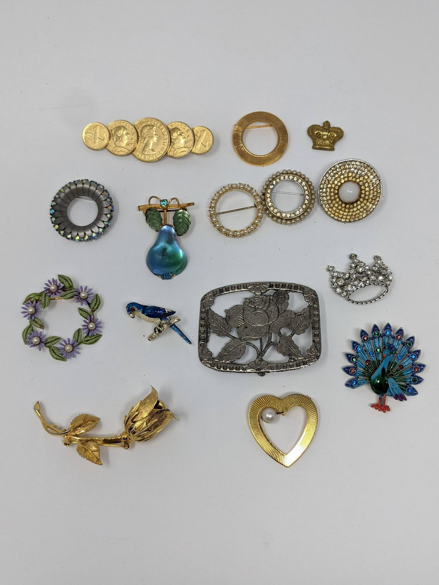 15 Brooches