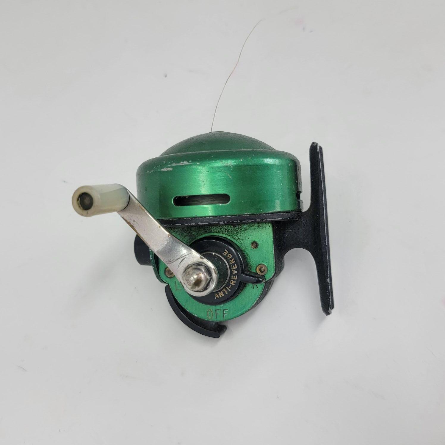 2 Open and 1 Closed Reel