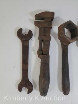 Open, Closed and Pipe Wrenches