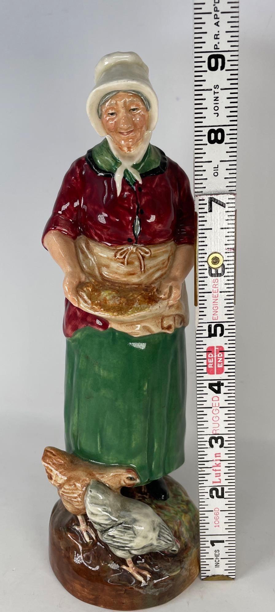 Royal Doulton Figure "The Farmer's Wife", HN 2069
