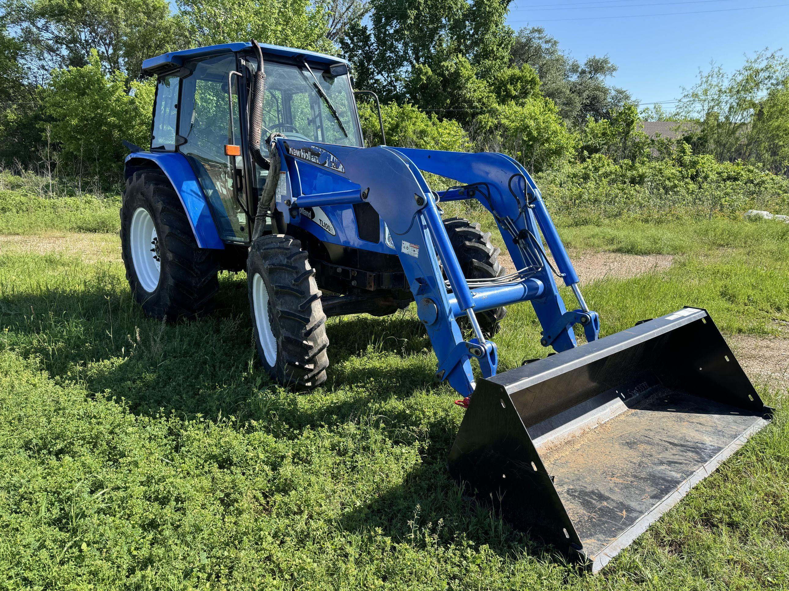 New Holland TL100A Tractor Franklin TX