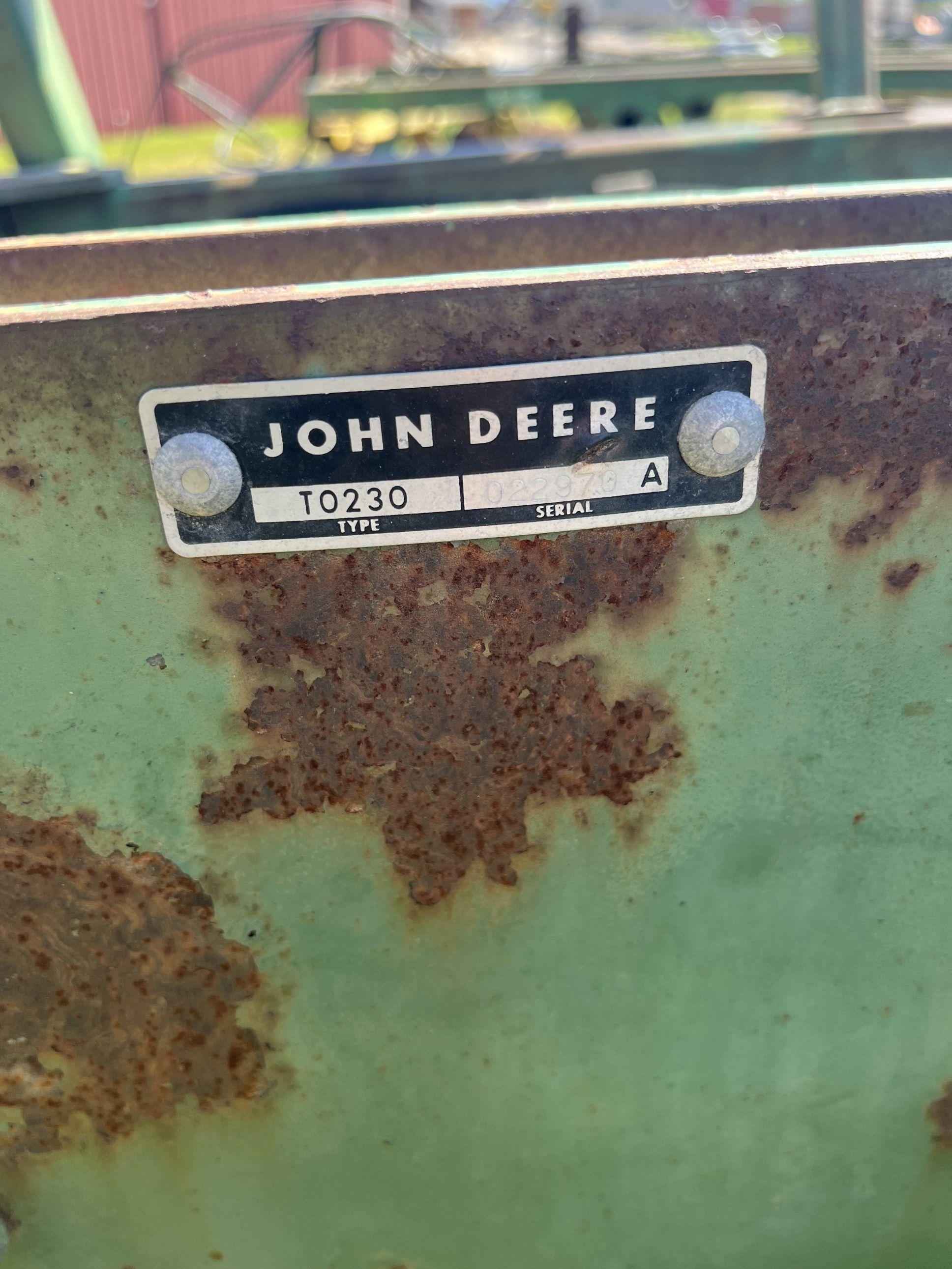 John Deere T230 Disk Jacksonville, TX