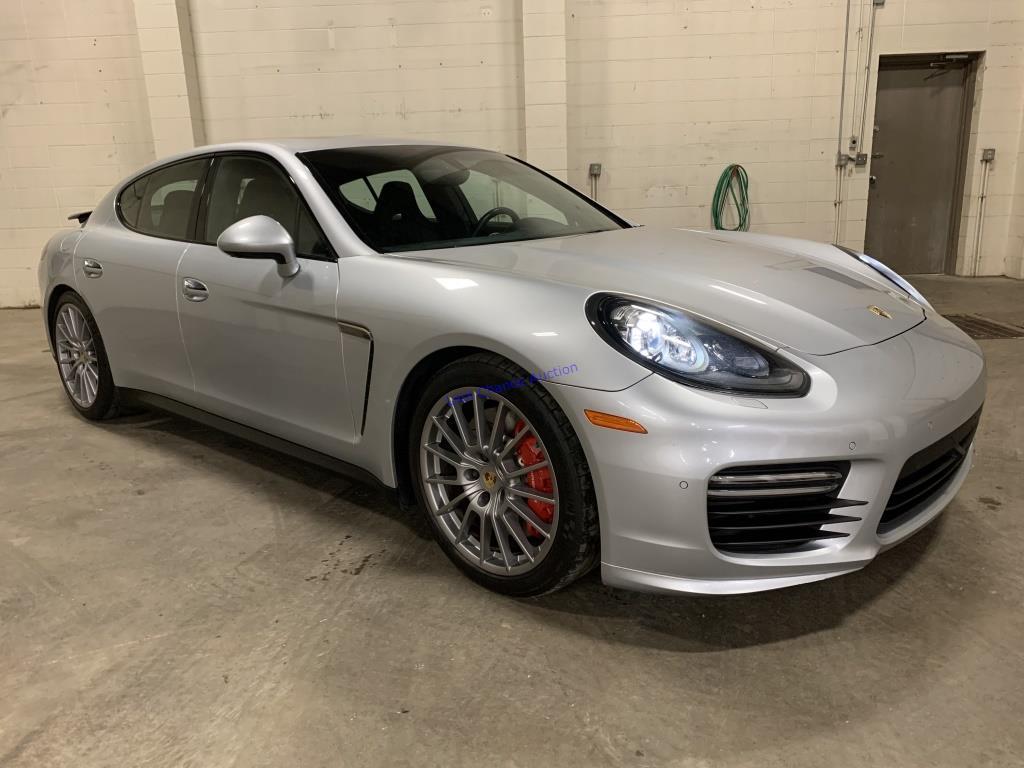 2014 Porsche Panamera (HB 4dr GTS)