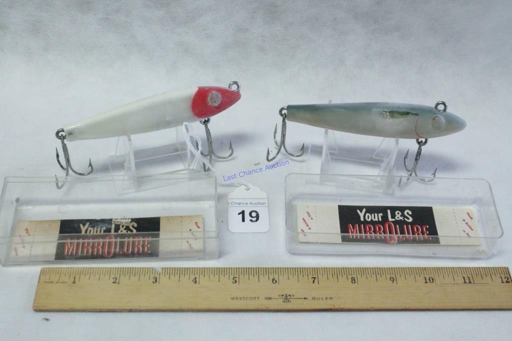 Pair of Mirro Lures R/W & Green w/Boxes