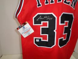 Scottie Pippen Chicago Bulls Autographed Custom Road Red Style Jersey w/GA coa