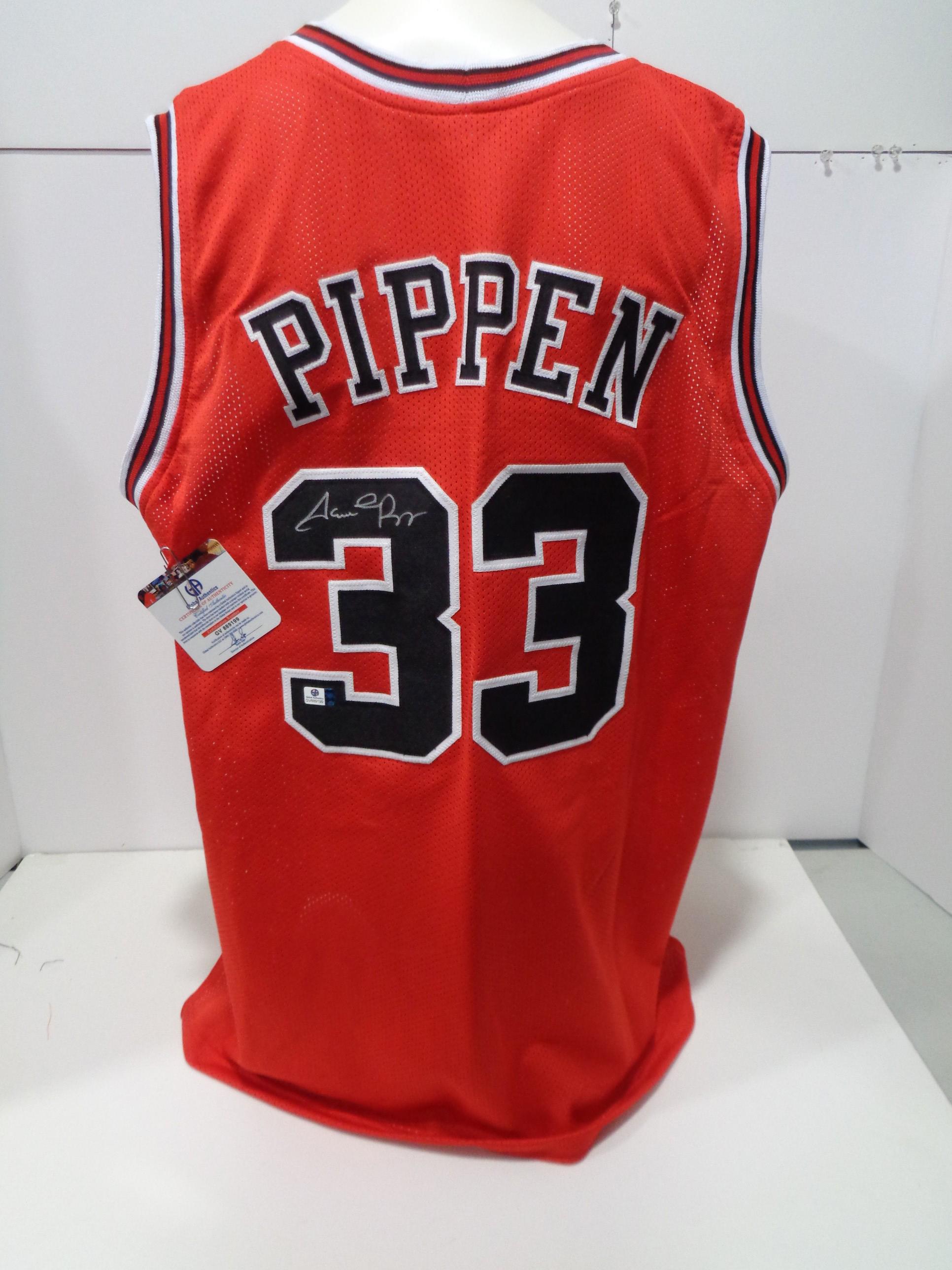 Scottie Pippen Chicago Bulls Autographed Custom Road Red Style Jersey w/GA coa