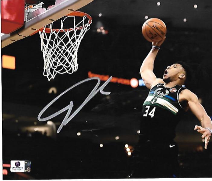 Giannis Antetokounmpo Milwaukee Bucks Autographed 8x10 Photo GA coa