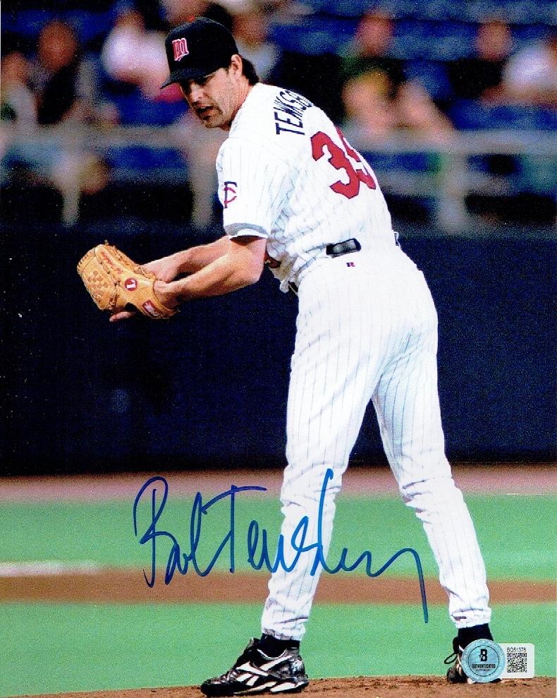 Bob Tewksbury Minnesota Twins Autographed 8x10 Photo Hologram