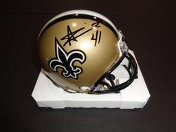 Alvin Kamara New Orleans Saints Autographed Riddell Mini-Helmet coa