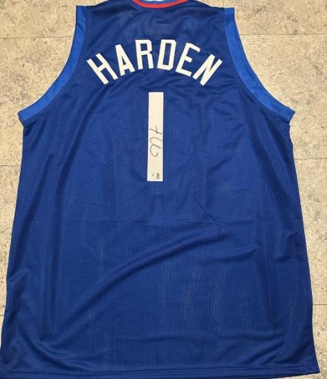 Sports & Entertainment Memorabilia Auction