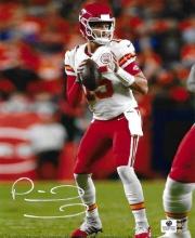 Patrick Mahomes Kansas City Chiefs Autographed 8x10 Photo coa