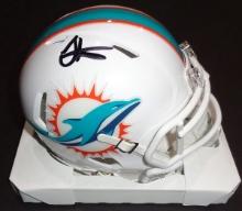 Tyreek Hill Miami Dolphins Autographed Riddell Mini Helmet coa