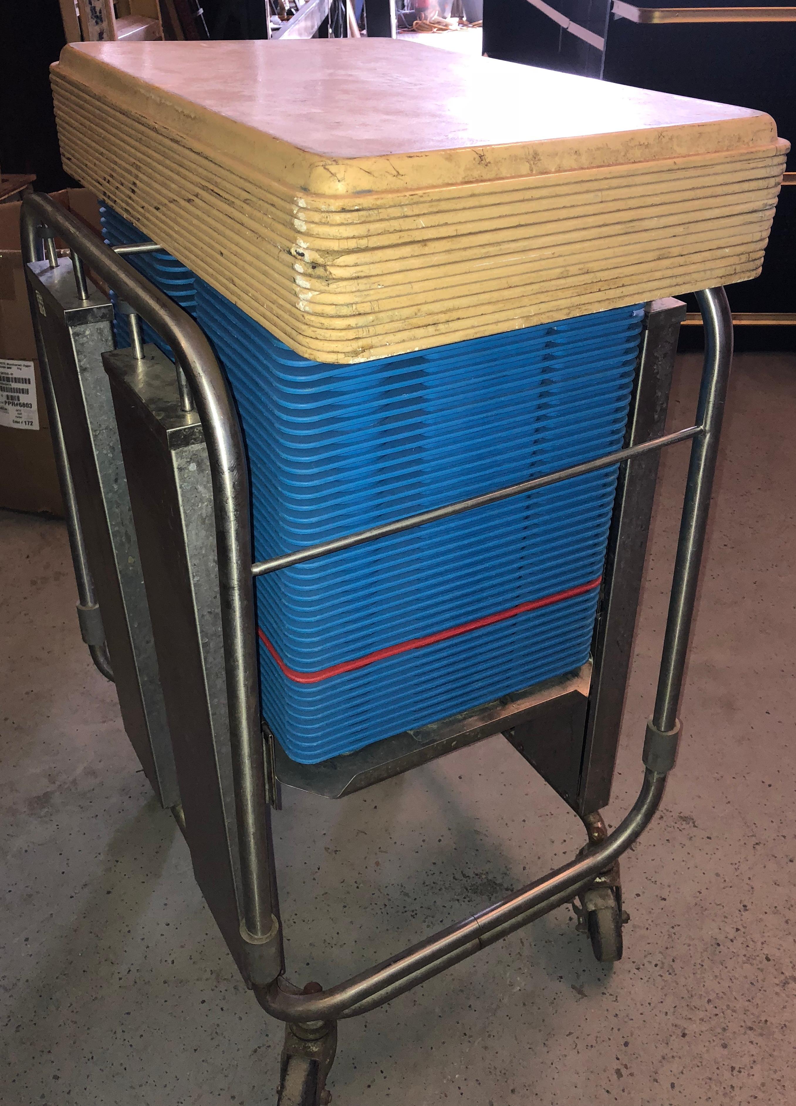 Lunch Trays/ Dispenser