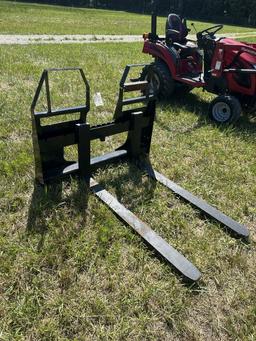 Quick attach forks