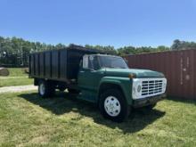 Ford 600 dump truck 77 model